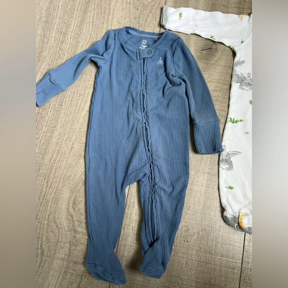 Burt's Bees and Gap Baby Footies Size 0-3 Months
